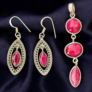 VTG Artisan Crafted Set  Sterling Silver Ruby Dangle Earrings & Pendant  925